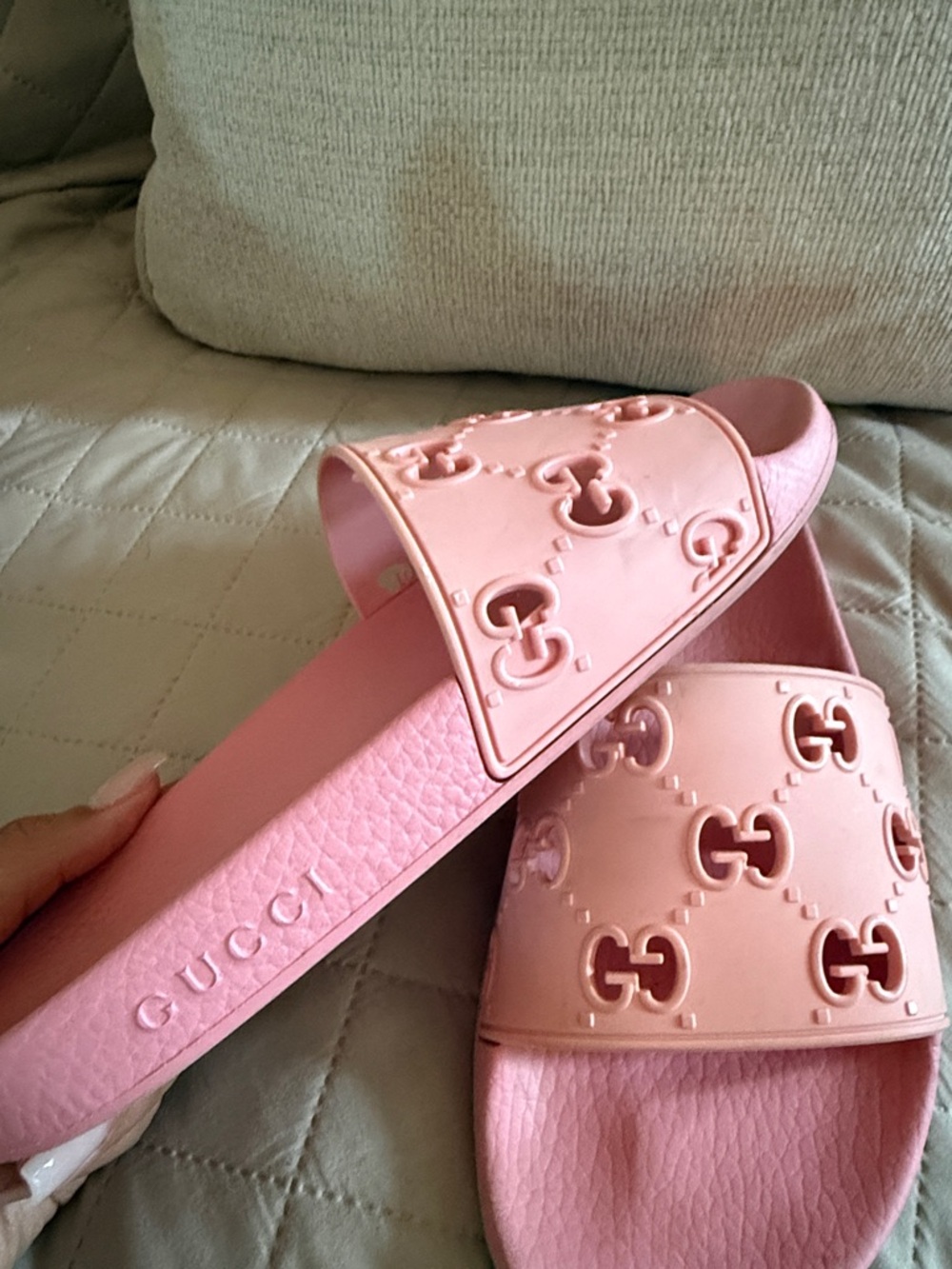 Gucci women GG Embossed Slide Sandals - Picture 5 of 5